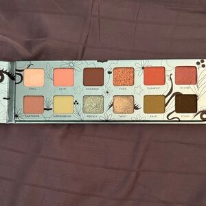 Urban Decay Eyeshadow Palette with Vibrant Hues